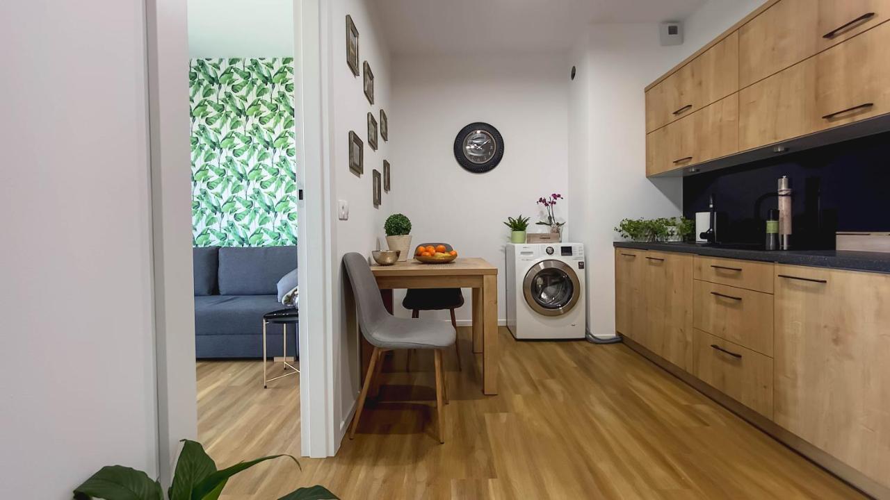 Apartament Naturalny-Lake Apartments, Osiedle Calamo Park-Olsztyn オルシュティン エクステリア 写真