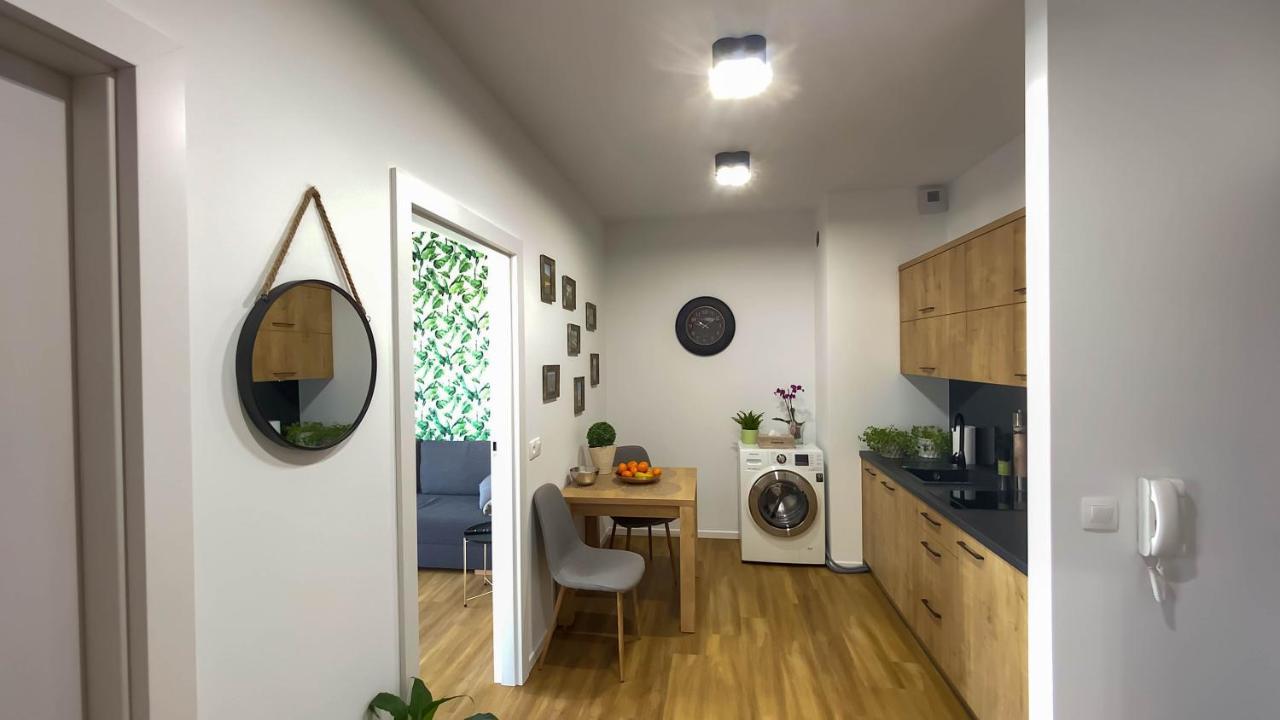 Apartament Naturalny-Lake Apartments, Osiedle Calamo Park-Olsztyn オルシュティン エクステリア 写真