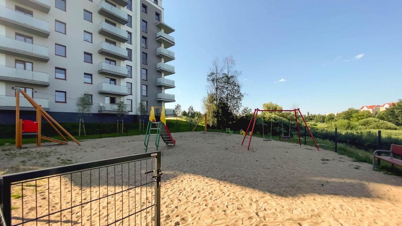 Apartament Naturalny-Lake Apartments, Osiedle Calamo Park-Olsztyn オルシュティン エクステリア 写真